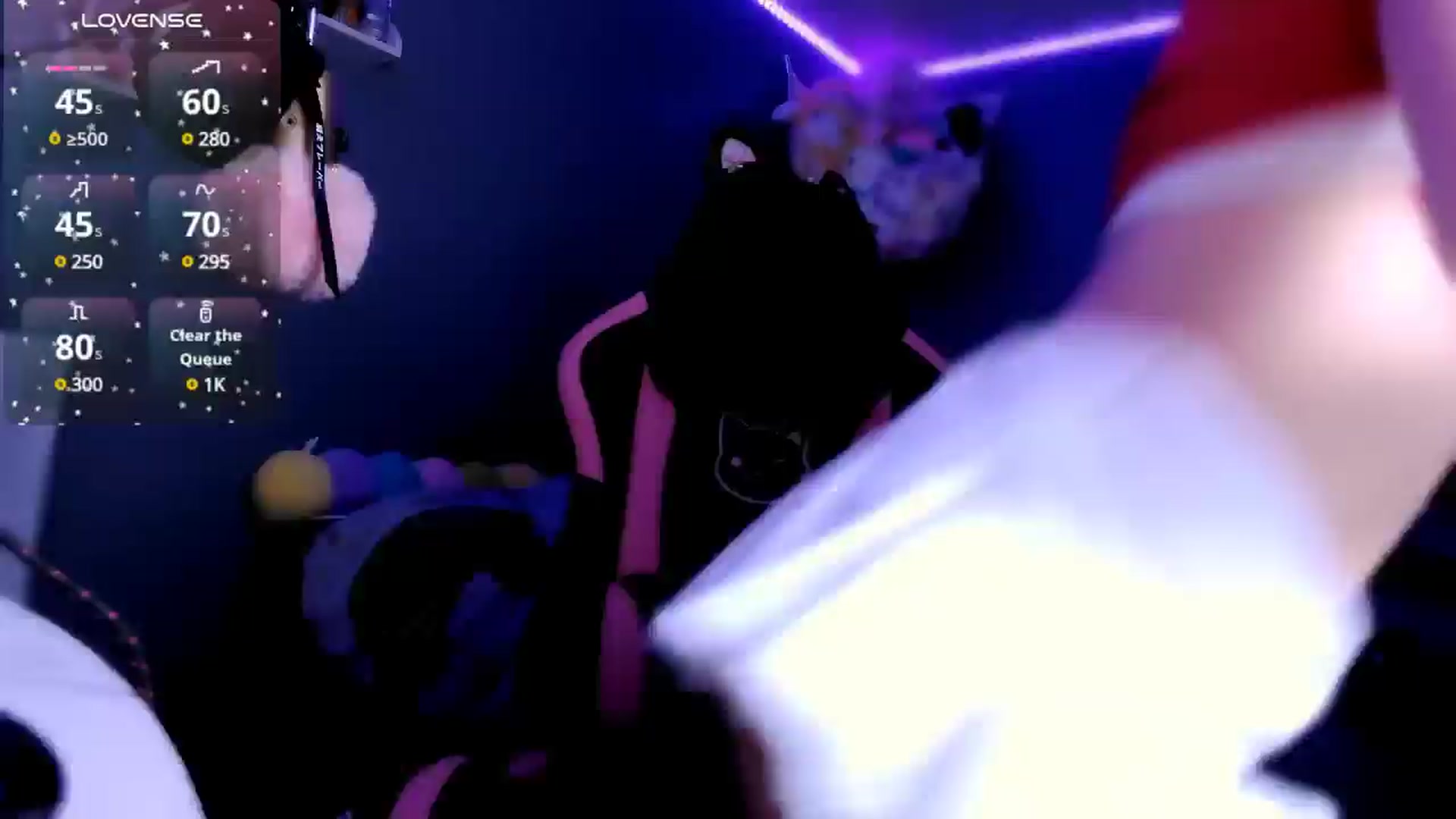 Gallery image thumbnail from PetitePet's myfreecams stream on, 11/13/2024, 08:52 image 13 of 20