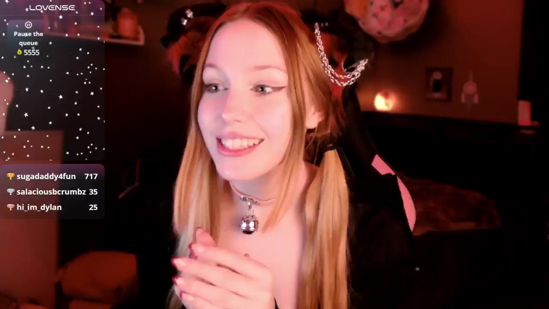 Gallery image thumbnail from PetitePet's myfreecams stream on, 12/18/2024, 10:57 image 17 of 20