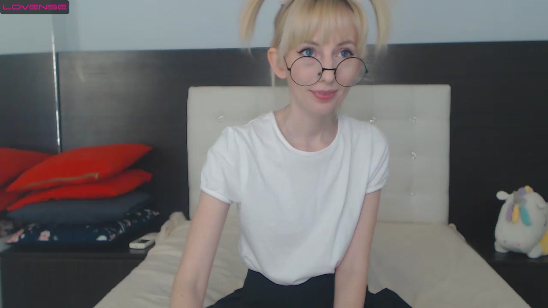Gallery image thumbnail from PetitePrincez's myfreecams stream on, 12/03/2022, 14:22 image 20 of 20