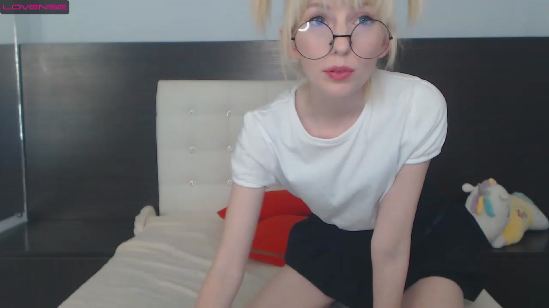 Gallery image thumbnail from PetitePrincez's myfreecams stream on, 12/03/2022, 16:43 image 1 of 20