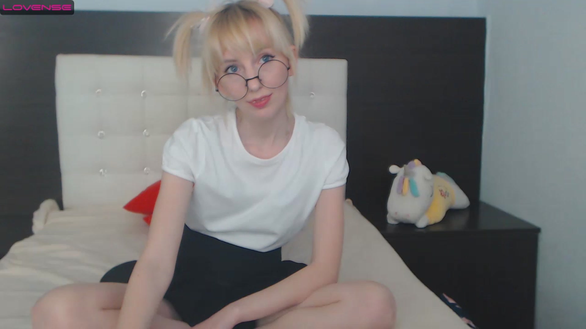 Gallery image thumbnail from PetitePrincez's myfreecams stream on, 12/03/2022, 16:43 image 16 of 20