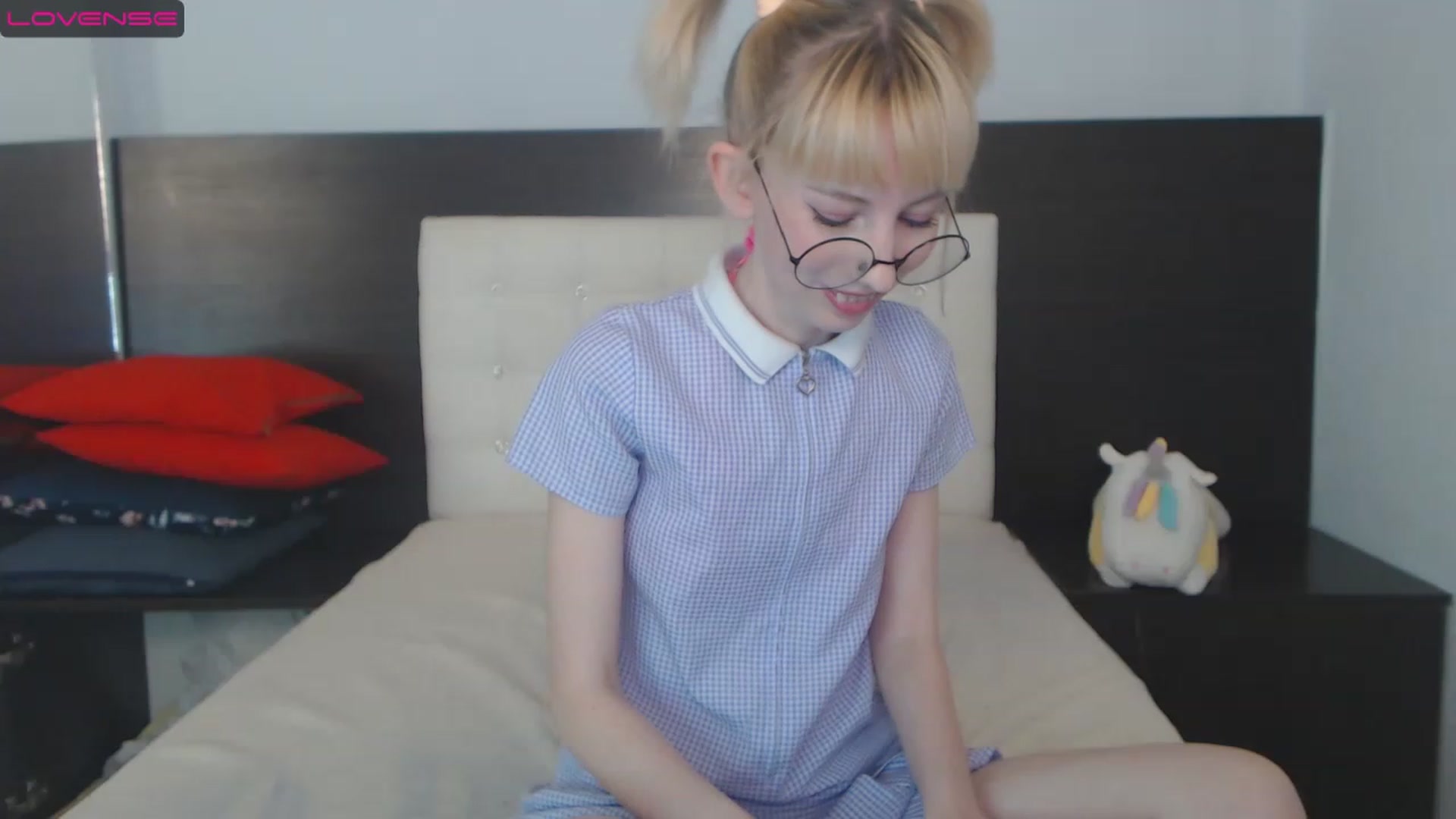 Gallery image thumbnail from PetitePrincez's myfreecams stream on, 12/11/2022, 14:51 image 20 of 20