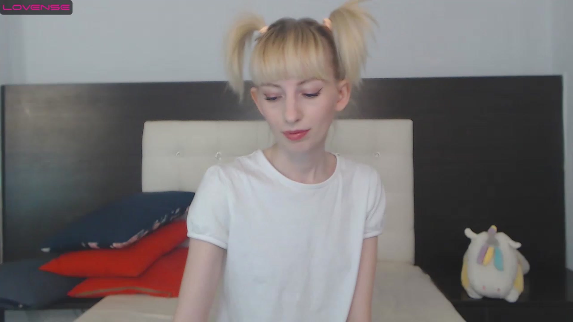 Gallery image thumbnail from PetitePrincez's myfreecams stream on, 12/11/2022, 17:58 image 16 of 20