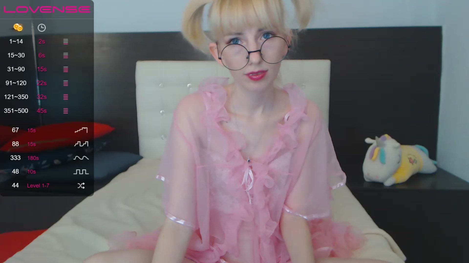 Gallery image thumbnail from PetitePrincez's myfreecams stream on, 01/07/2023, 17:27 image 9 of 20