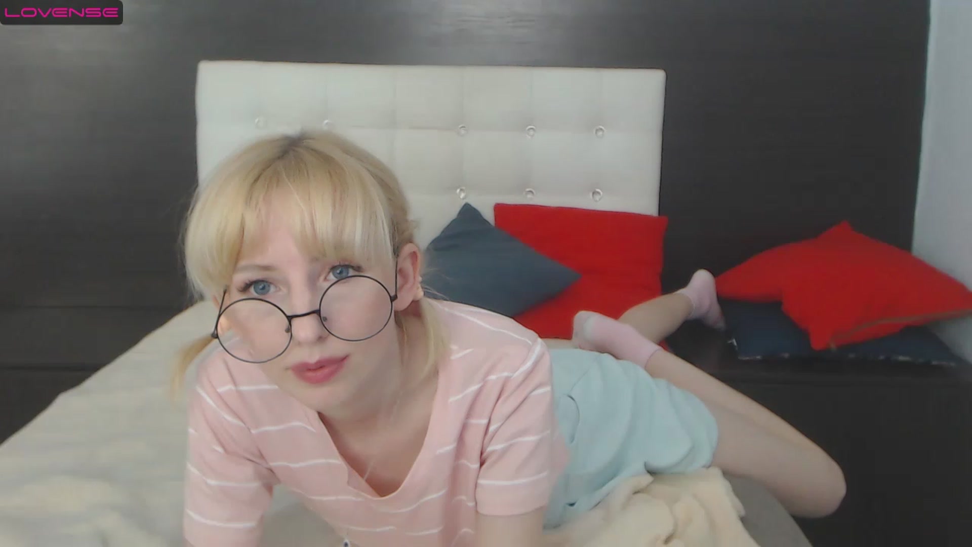 Gallery image thumbnail from PetitePrincez's myfreecams stream on, 01/21/2023, 16:44 image 1 of 20