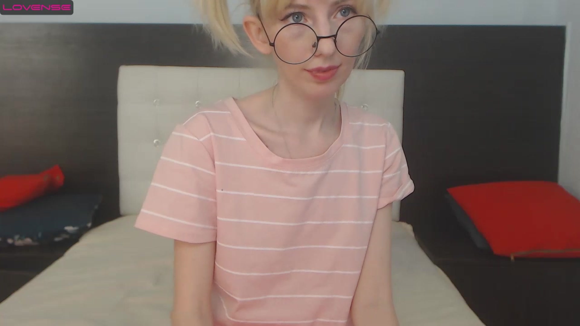 Gallery image thumbnail from PetitePrincez's myfreecams stream on, 02/04/2023, 16:40 image 20 of 20