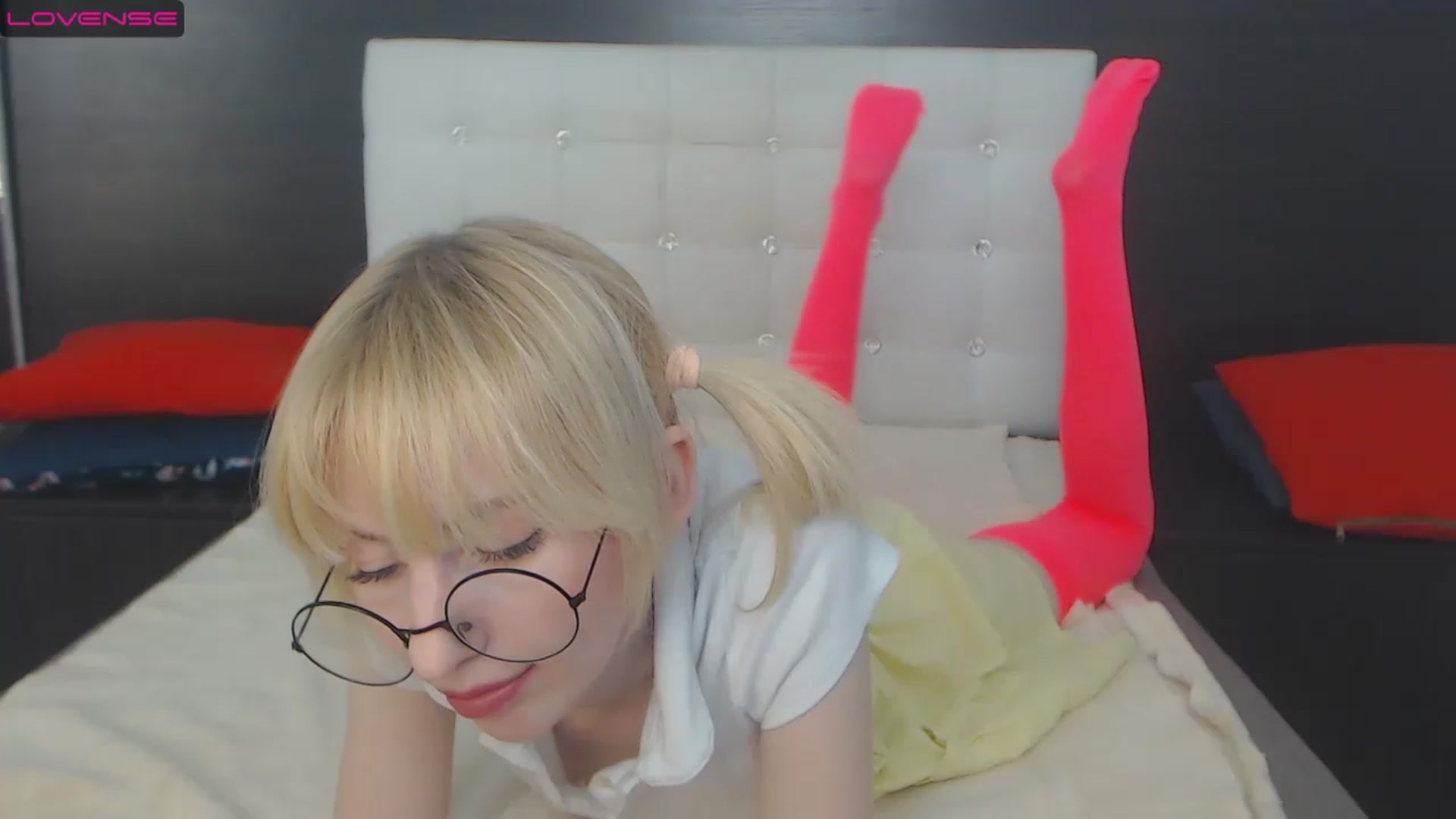 Gallery image thumbnail from PetitePrincez's myfreecams stream on, 02/05/2023, 14:47 image 12 of 20