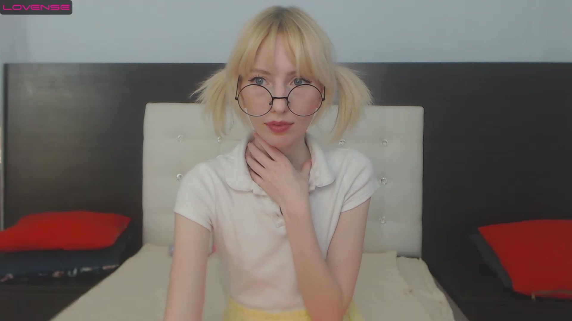 Gallery image thumbnail from PetitePrincez's myfreecams stream on, 02/05/2023, 14:47 image 16 of 20
