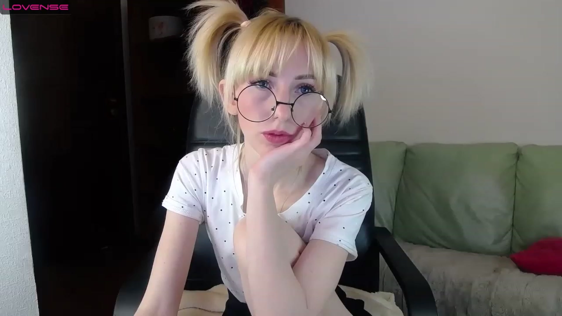 Gallery image thumbnail from PetitePrincez's myfreecams stream on, 02/12/2023, 15:00 image 20 of 20