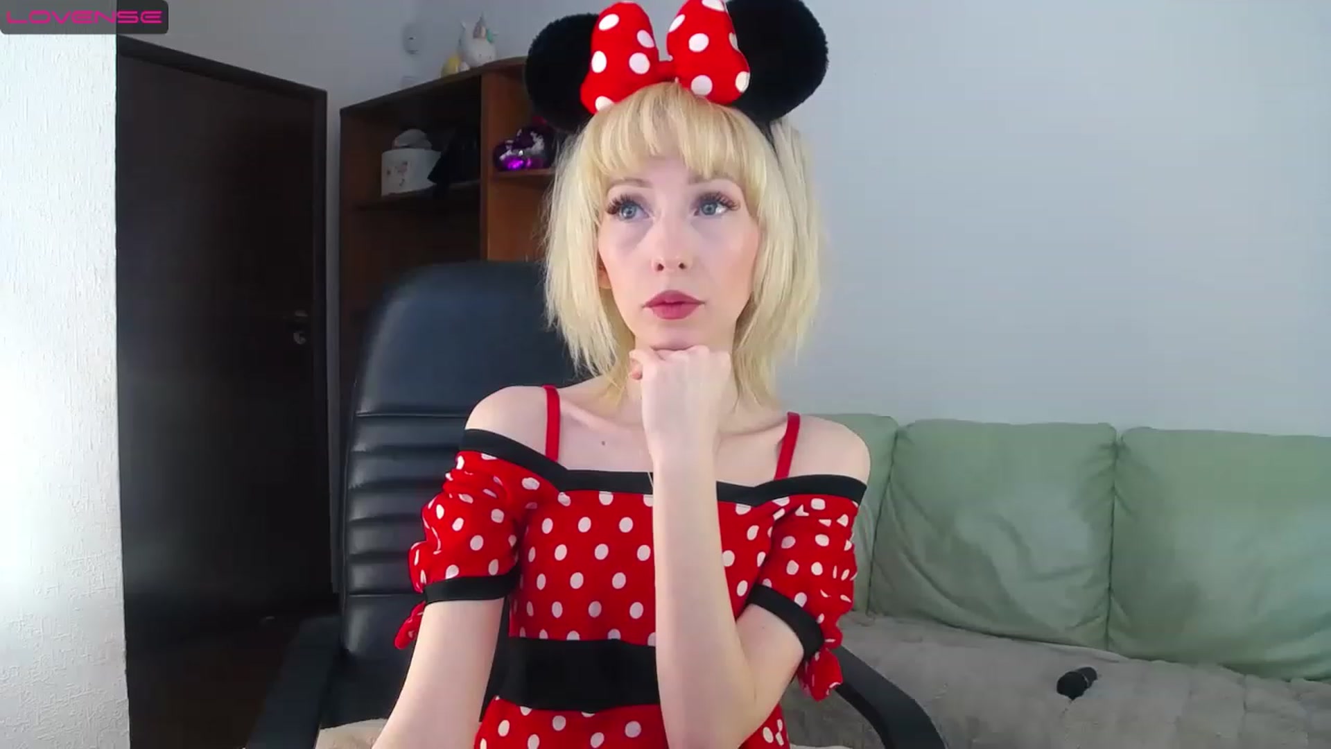 Gallery image thumbnail from PetitePrincez's myfreecams stream on, 03/05/2023, 14:34 image 1 of 20