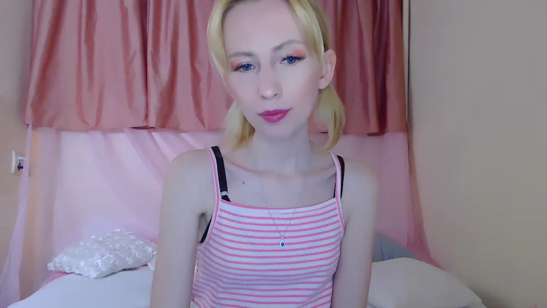 Gallery image thumbnail from PetitePrincez's myfreecams stream on, 04/17/2023, 18:30 image 9 of 20