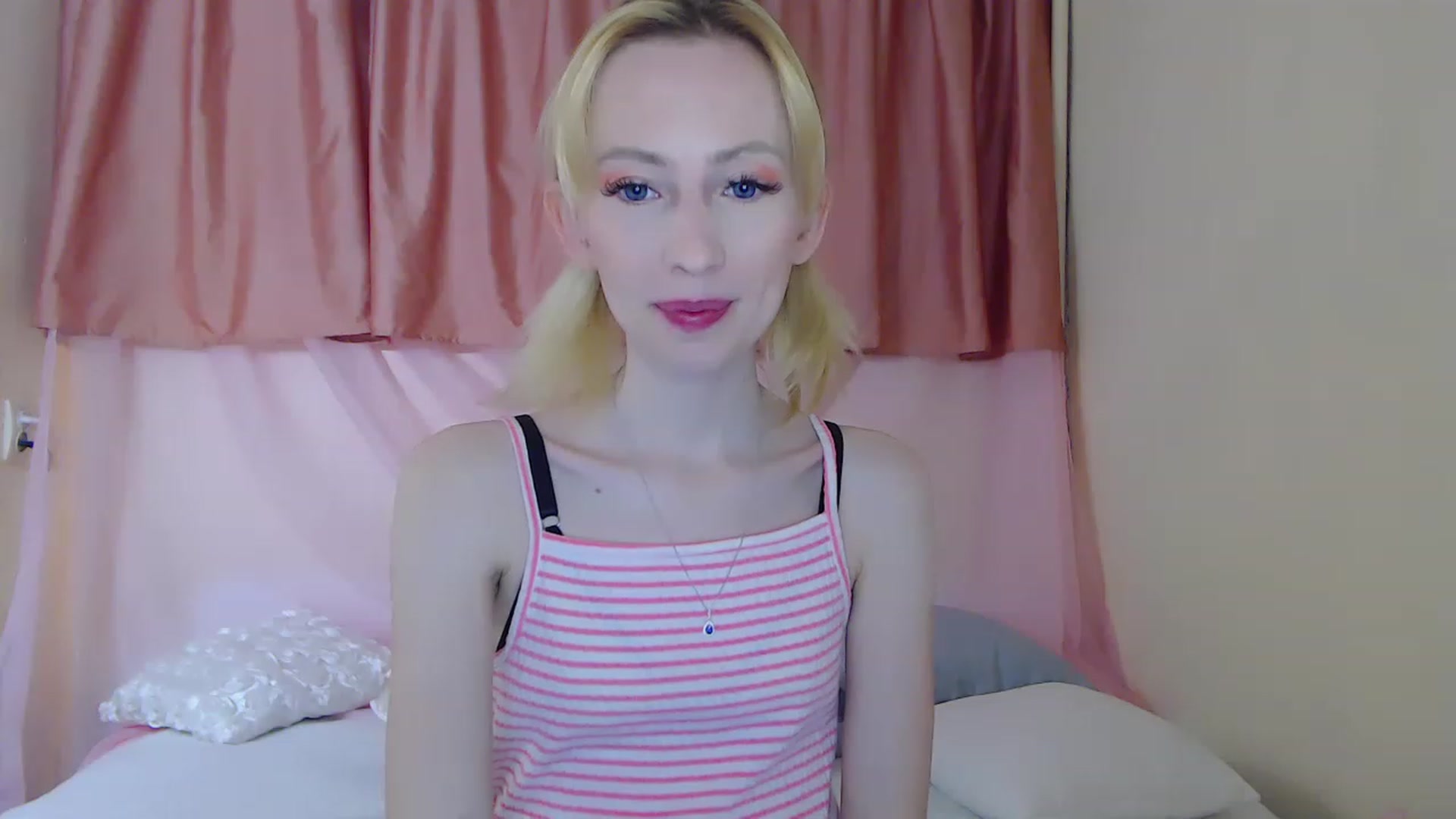 Gallery image thumbnail from PetitePrincez's myfreecams stream on, 04/17/2023, 18:30 image 4 of 20