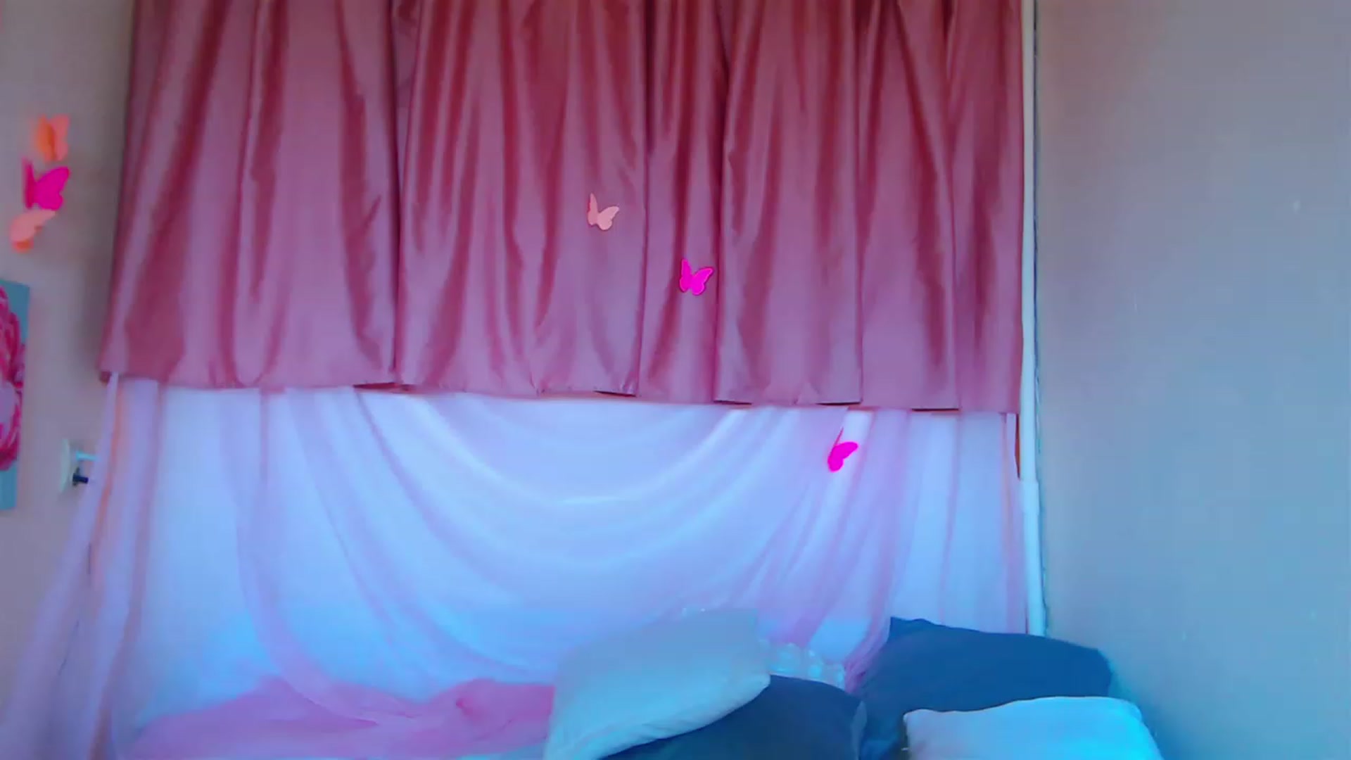 Gallery image thumbnail from PetitePrincez's myfreecams stream on, 05/07/2023, 13:55 image 19 of 20