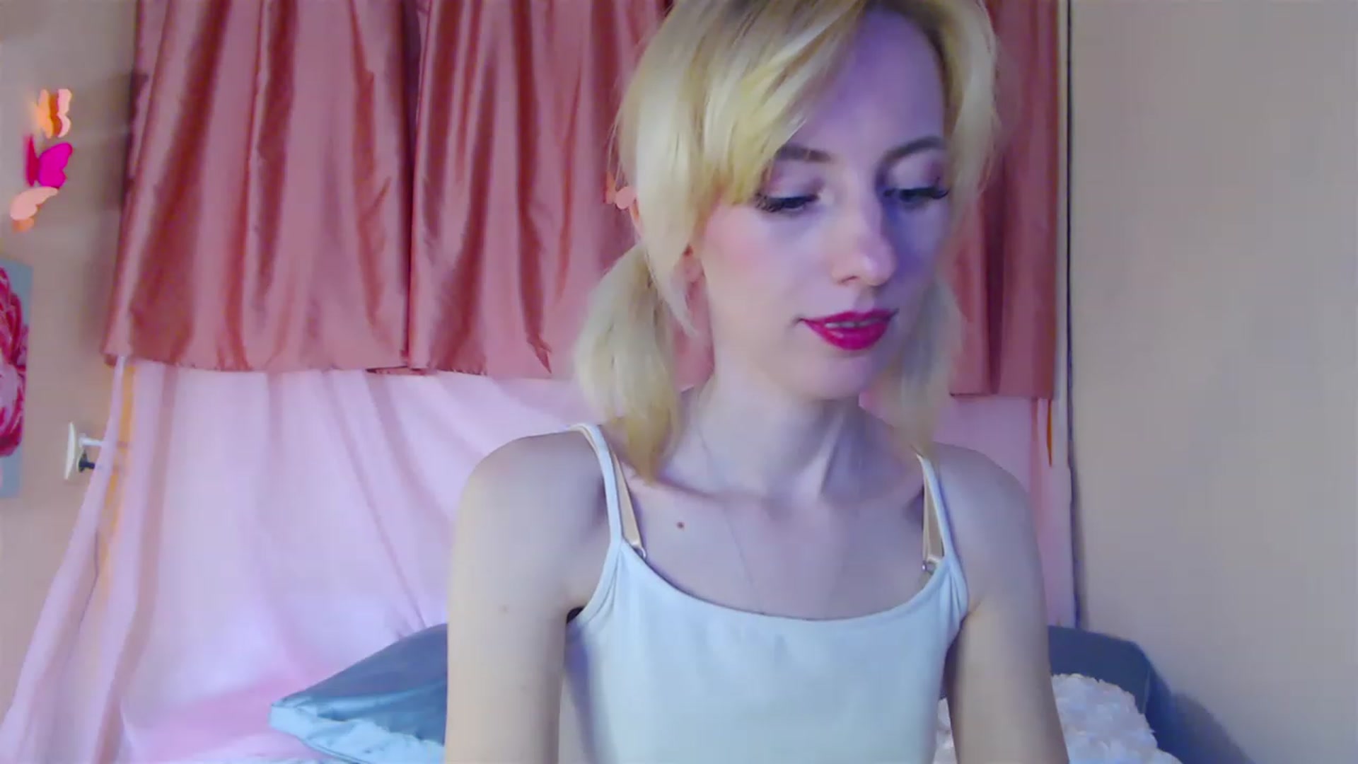 Gallery image thumbnail from PetitePrincez's myfreecams stream on, 05/07/2023, 16:58 image 9 of 20