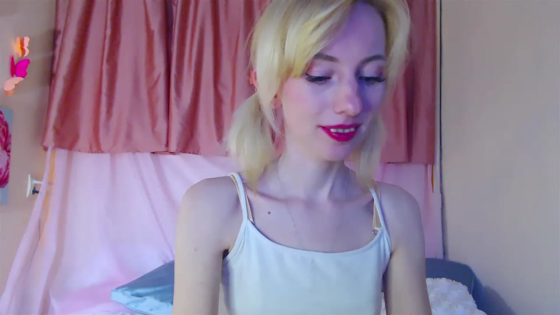 Gallery image thumbnail from PetitePrincez's myfreecams stream on, 05/07/2023, 16:58 image 7 of 20
