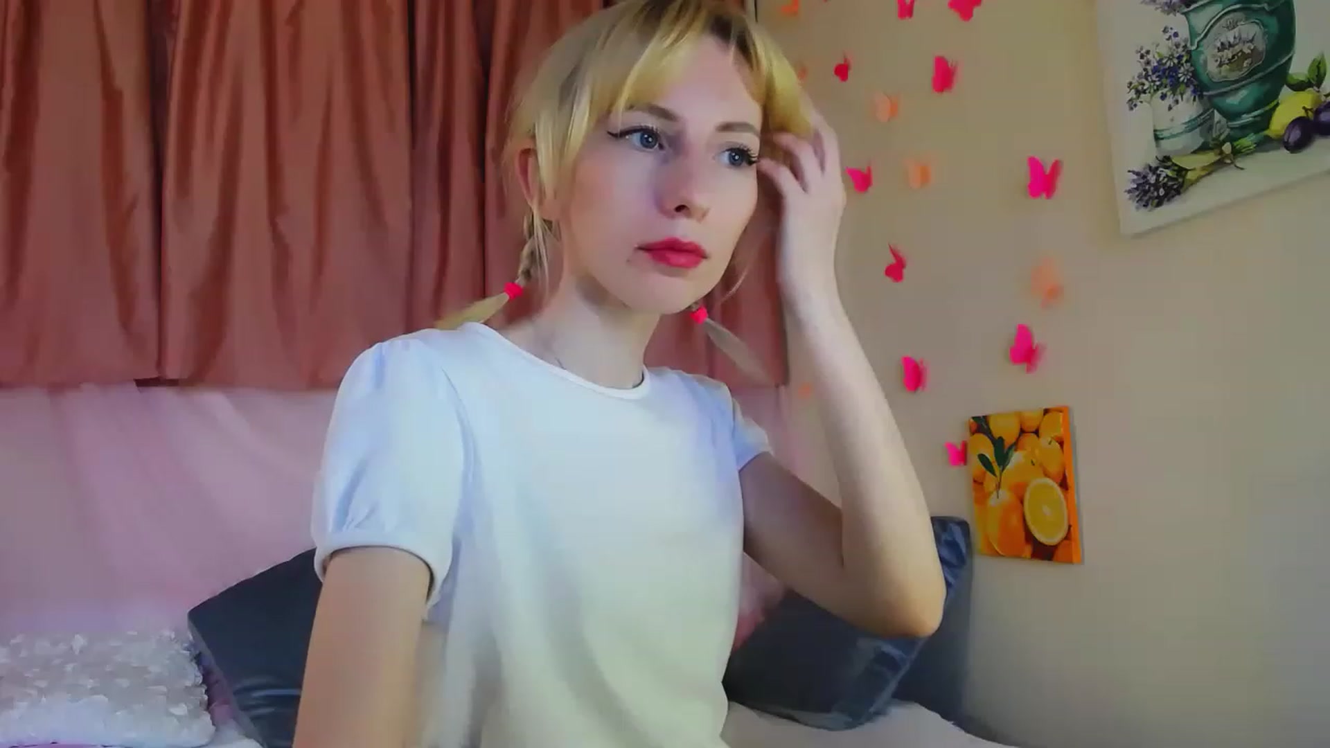 Gallery image thumbnail from PetitePrincez's myfreecams stream on, 05/27/2023, 14:59 image 15 of 20