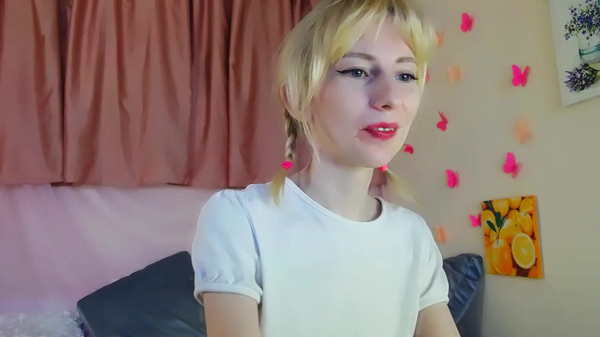 Gallery image thumbnail from PetitePrincez's myfreecams stream on, 05/27/2023, 15:38 image 5 of 20