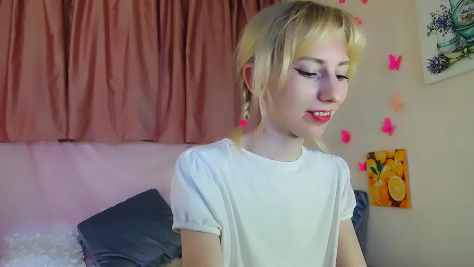 Gallery image thumbnail from PetitePrincez's myfreecams stream on, 05/27/2023, 15:38 image 16 of 20
