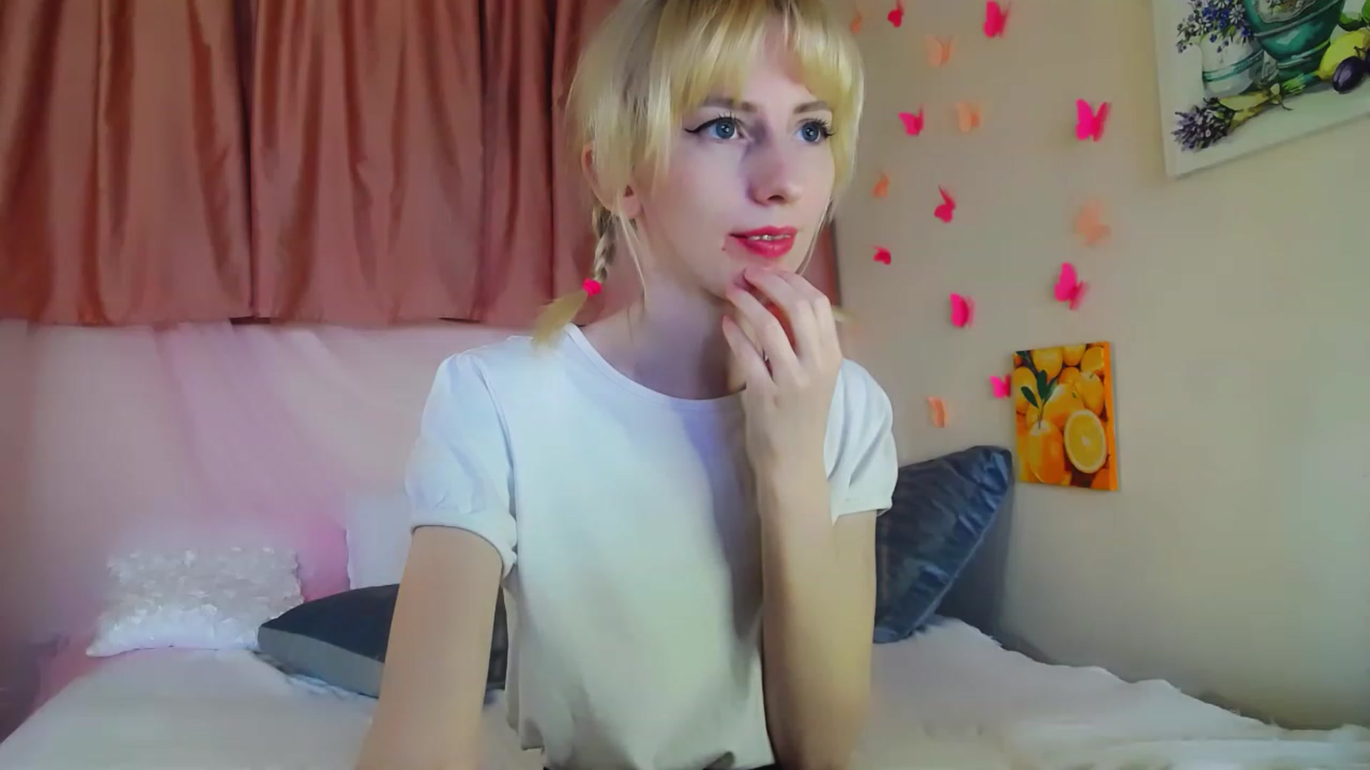 Gallery image thumbnail from PetitePrincez's myfreecams stream on, 05/27/2023, 16:22 image 16 of 20