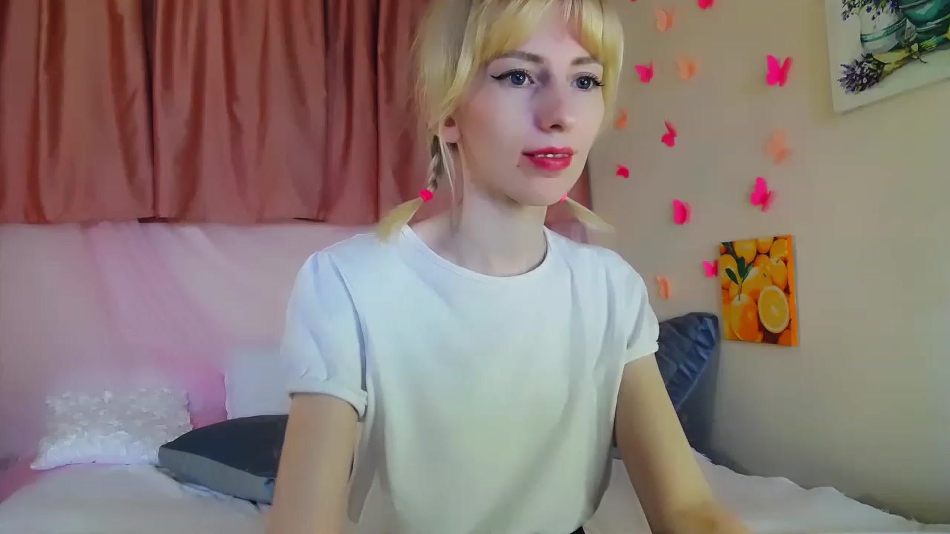 Gallery image thumbnail from PetitePrincez's myfreecams stream on, 05/27/2023, 16:22 image 4 of 20