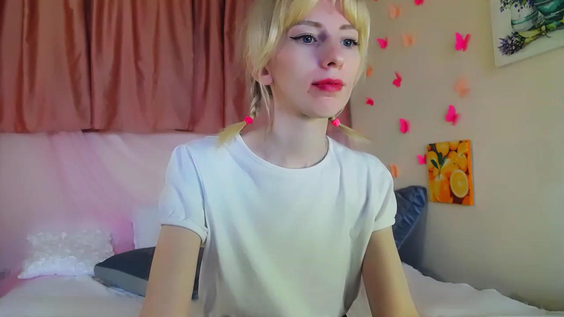 Gallery image thumbnail from PetitePrincez's myfreecams stream on, 05/27/2023, 16:22 image 3 of 20