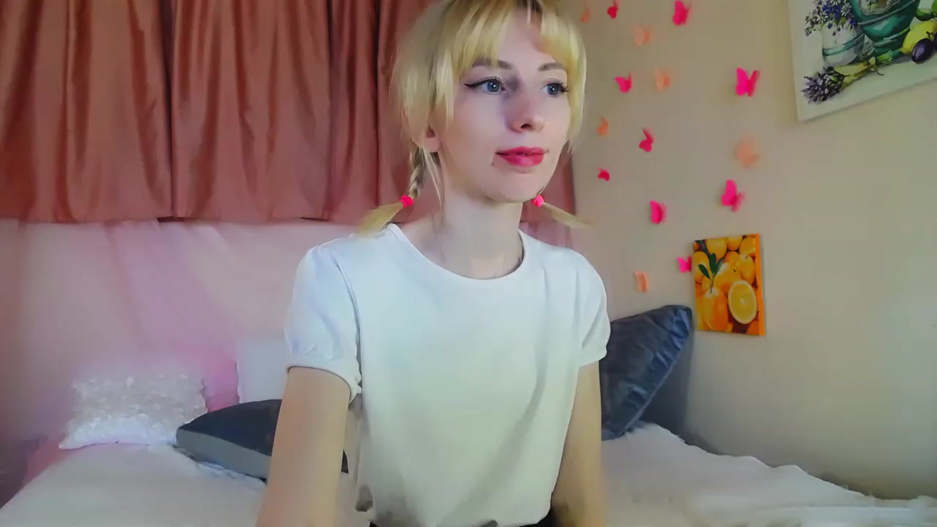 Gallery image thumbnail from PetitePrincez's myfreecams stream on, 05/27/2023, 16:22 image 14 of 20