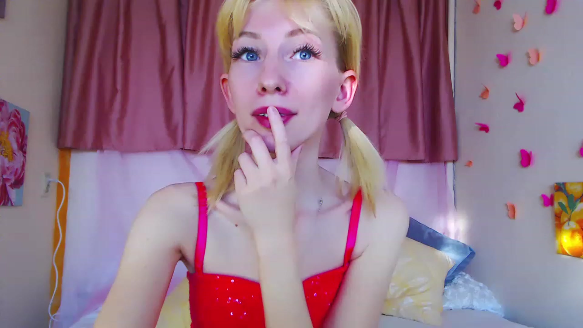 Gallery image thumbnail from PetitePrincez's myfreecams stream on, 06/04/2023, 16:56 image 12 of 20