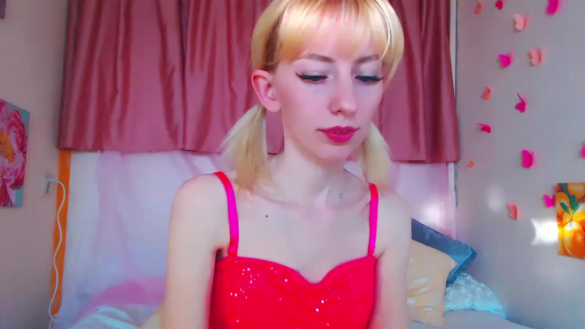 Gallery image thumbnail from PetitePrincez's myfreecams stream on, 06/04/2023, 16:56 image 13 of 20