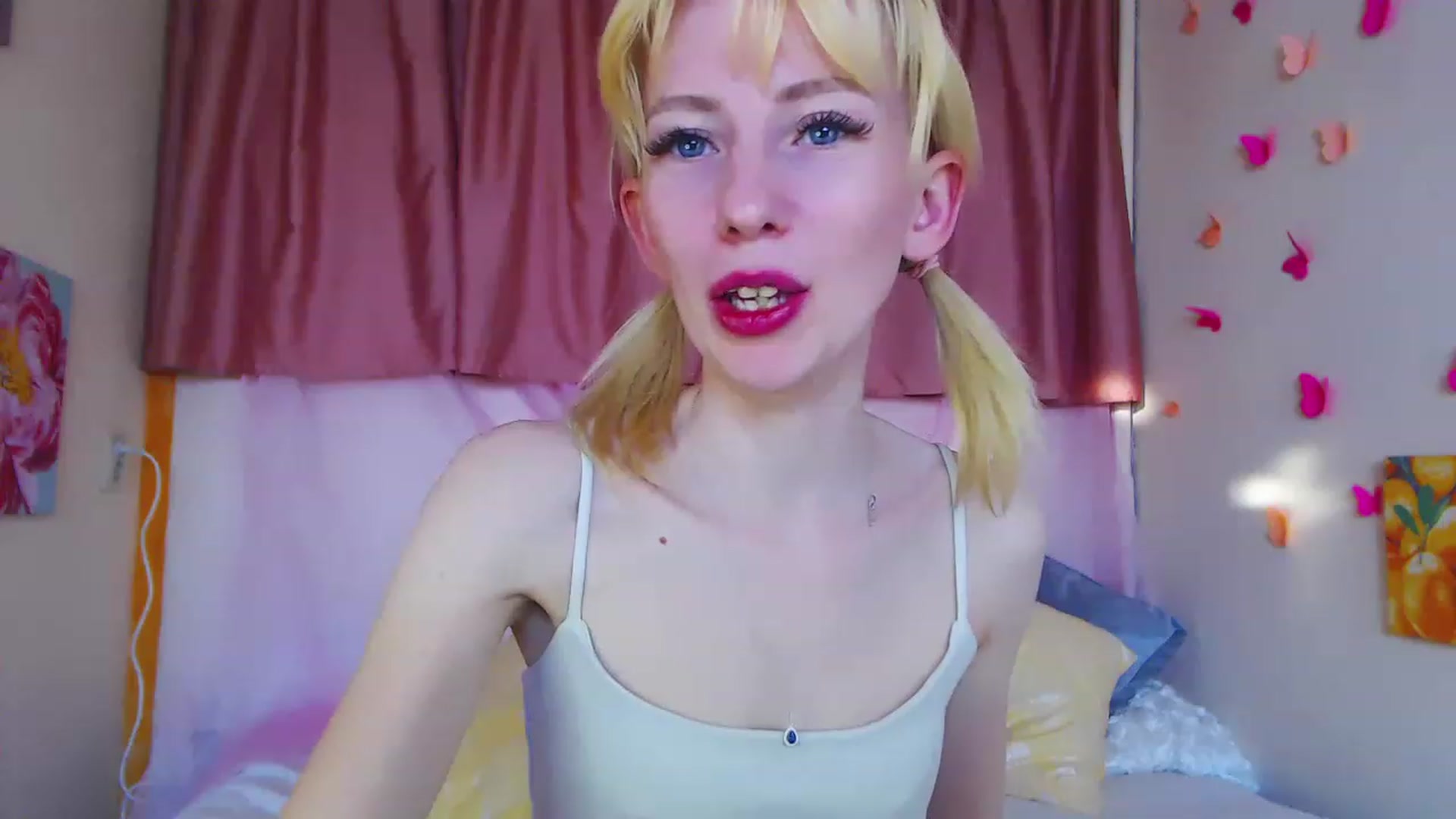 Gallery image thumbnail from PetitePrincez's myfreecams stream on, 06/04/2023, 16:56 image 16 of 20