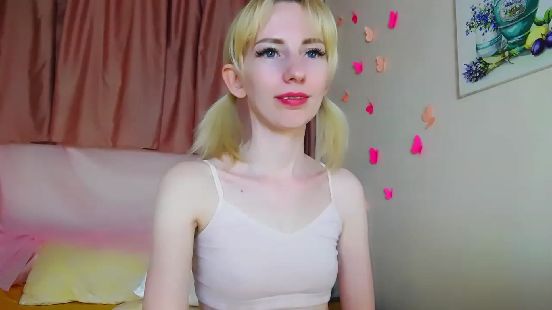 Gallery image thumbnail from PetitePrincez's myfreecams stream on, 06/10/2023, 16:55 image 18 of 20