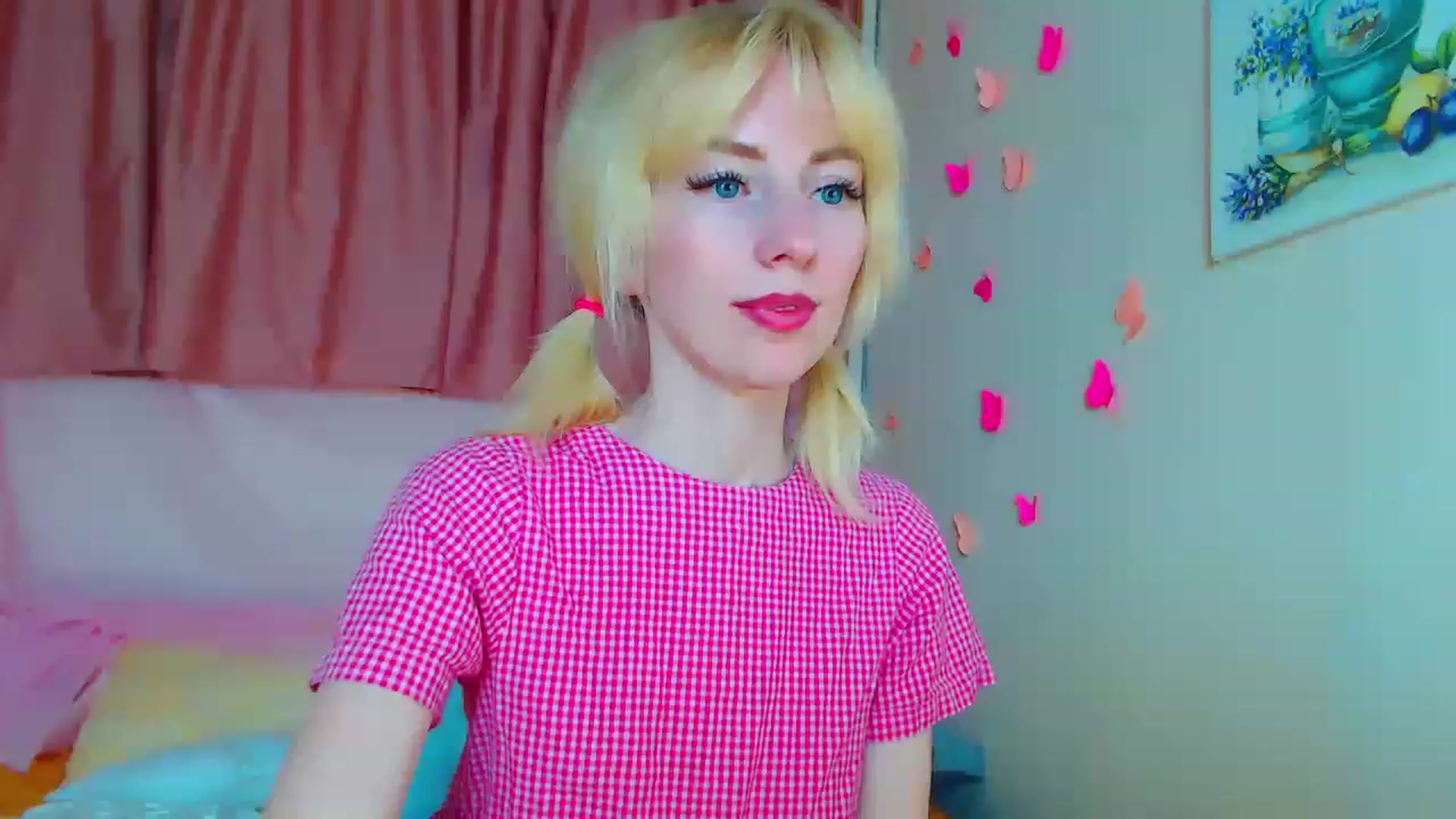 Gallery image thumbnail from PetitePrincez's myfreecams stream on, 06/11/2023, 13:12 image 2 of 20
