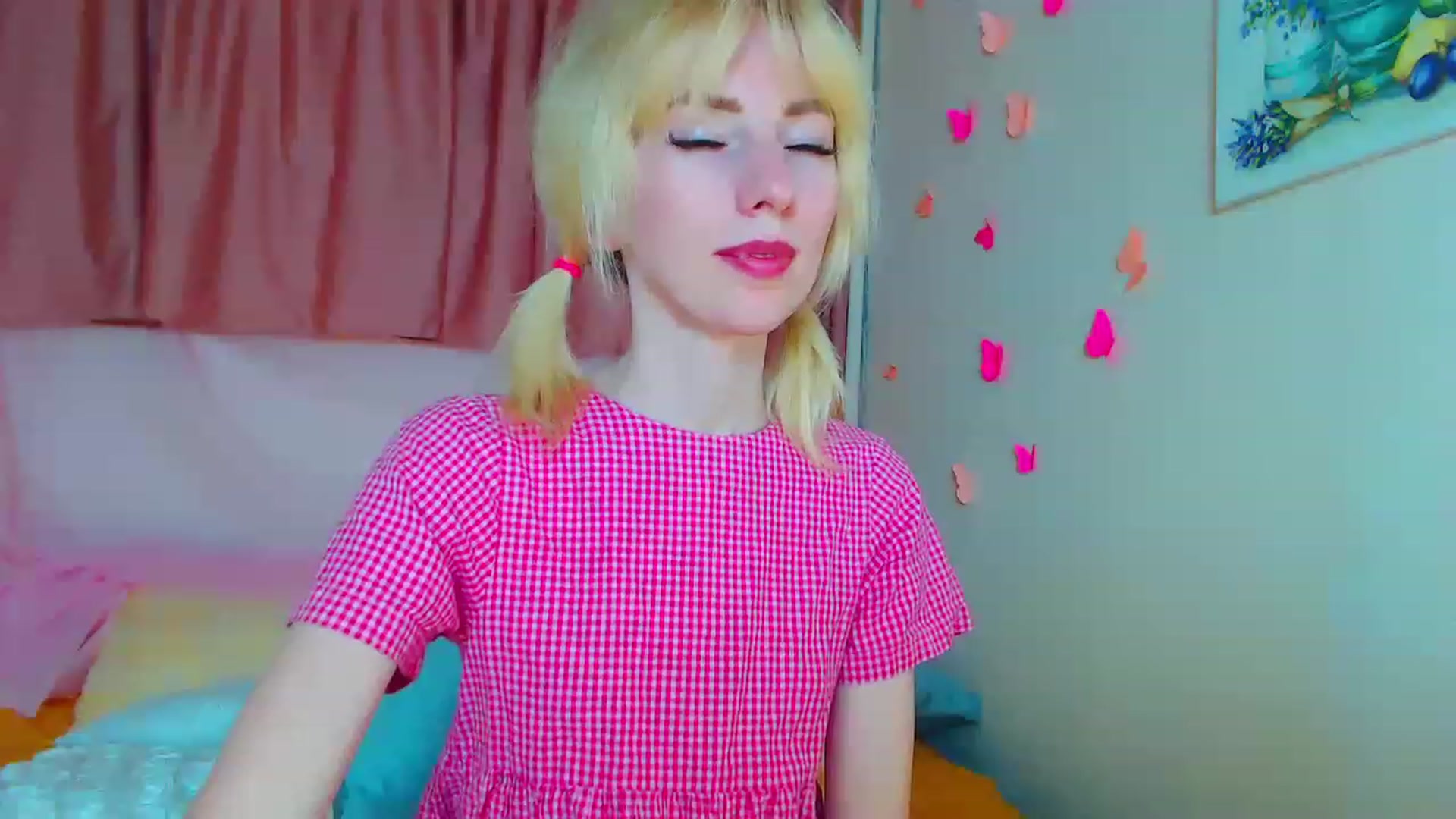 Gallery image thumbnail from PetitePrincez's myfreecams stream on, 06/11/2023, 13:12 image 8 of 20