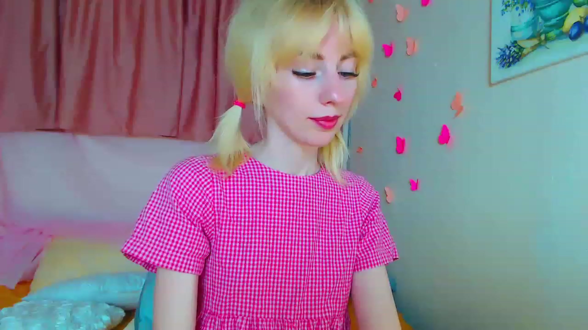 Gallery image thumbnail from PetitePrincez's myfreecams stream on, 06/11/2023, 13:12 image 5 of 20
