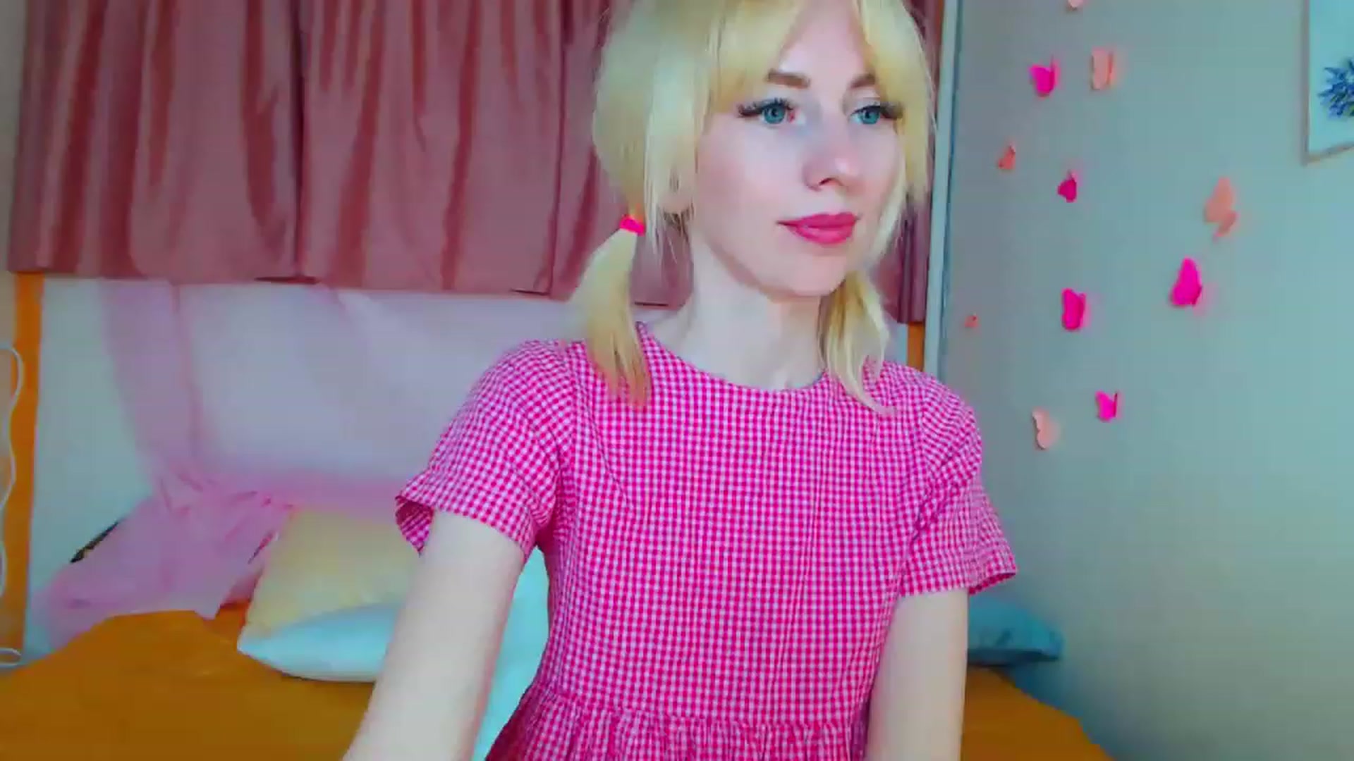 Gallery image thumbnail from PetitePrincez's myfreecams stream on, 06/11/2023, 15:44 image 8 of 20
