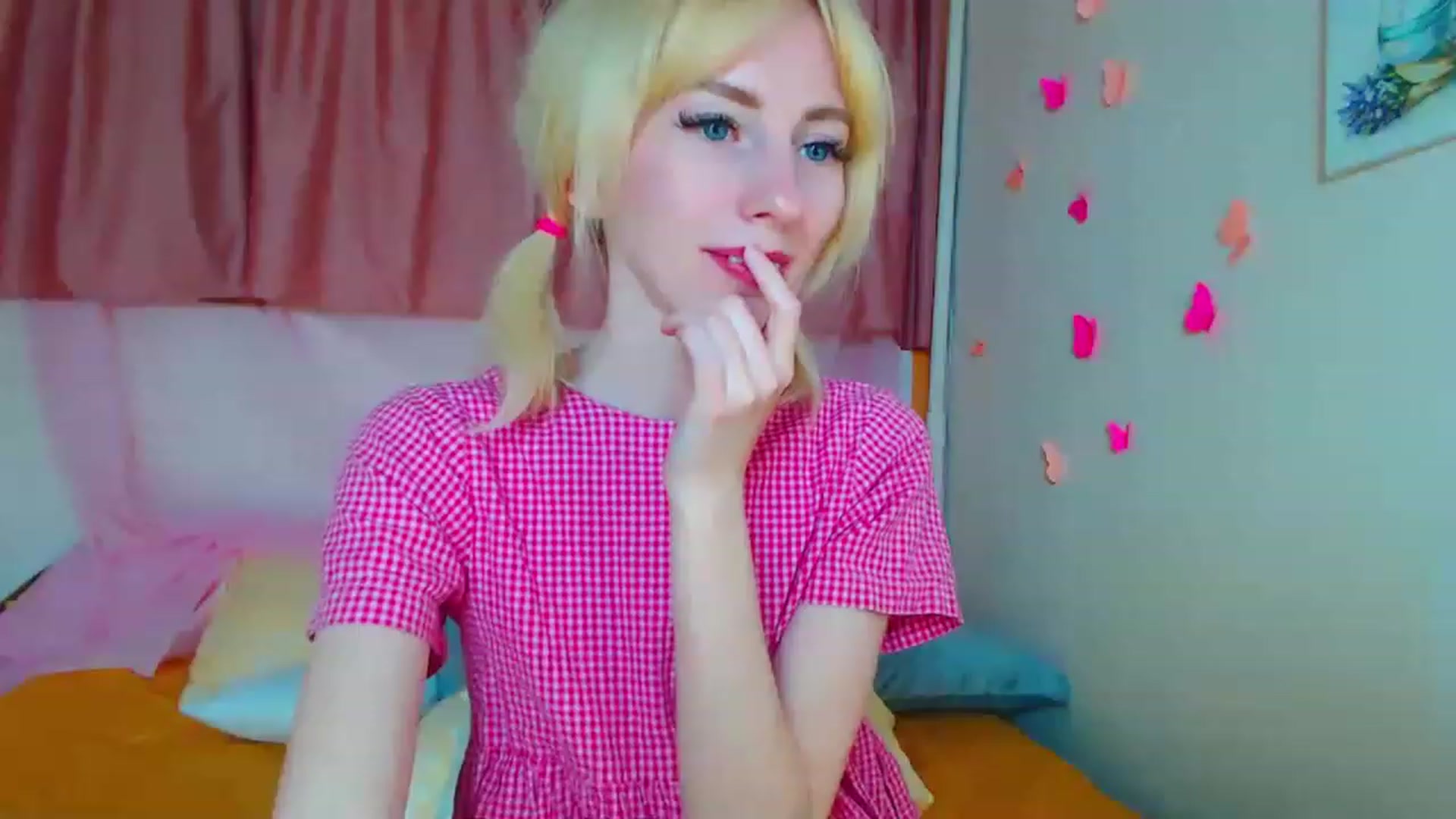 Gallery image thumbnail from PetitePrincez's myfreecams stream on, 06/11/2023, 15:44 image 3 of 20