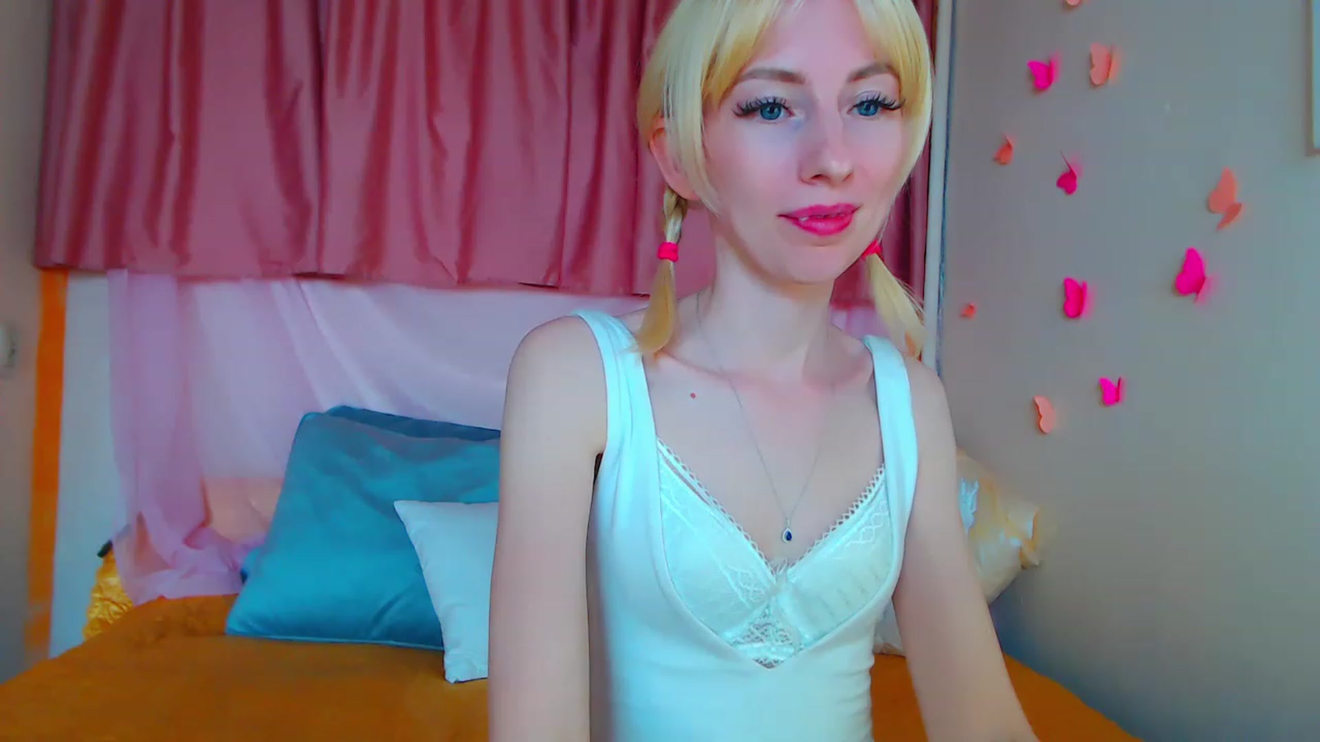 Gallery image thumbnail from PetitePrincez's myfreecams stream on, 06/17/2023, 15:56 image 1 of 20
