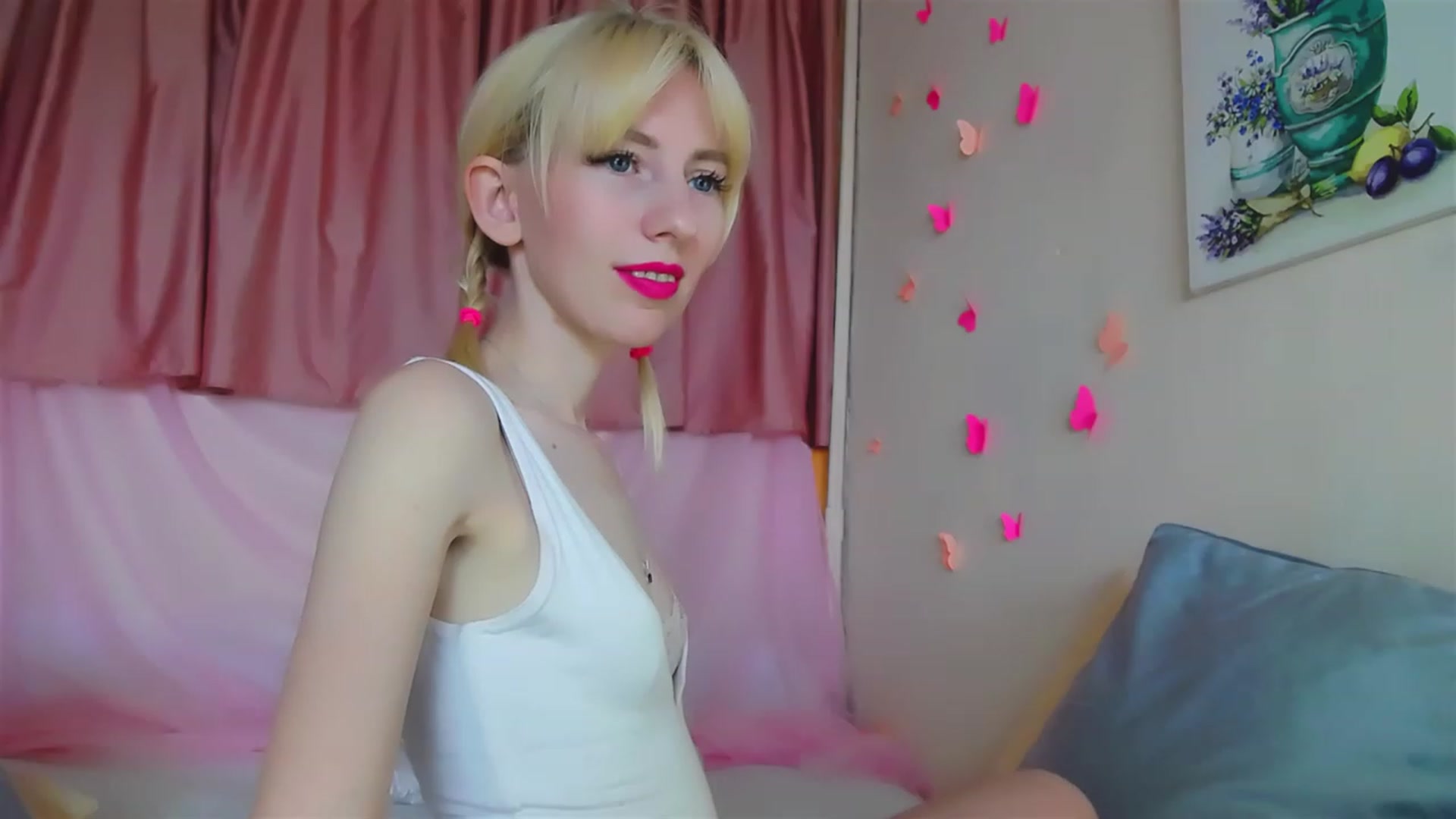 Gallery image thumbnail from PetitePrincez's myfreecams stream on, 06/24/2023, 13:35 image 15 of 20