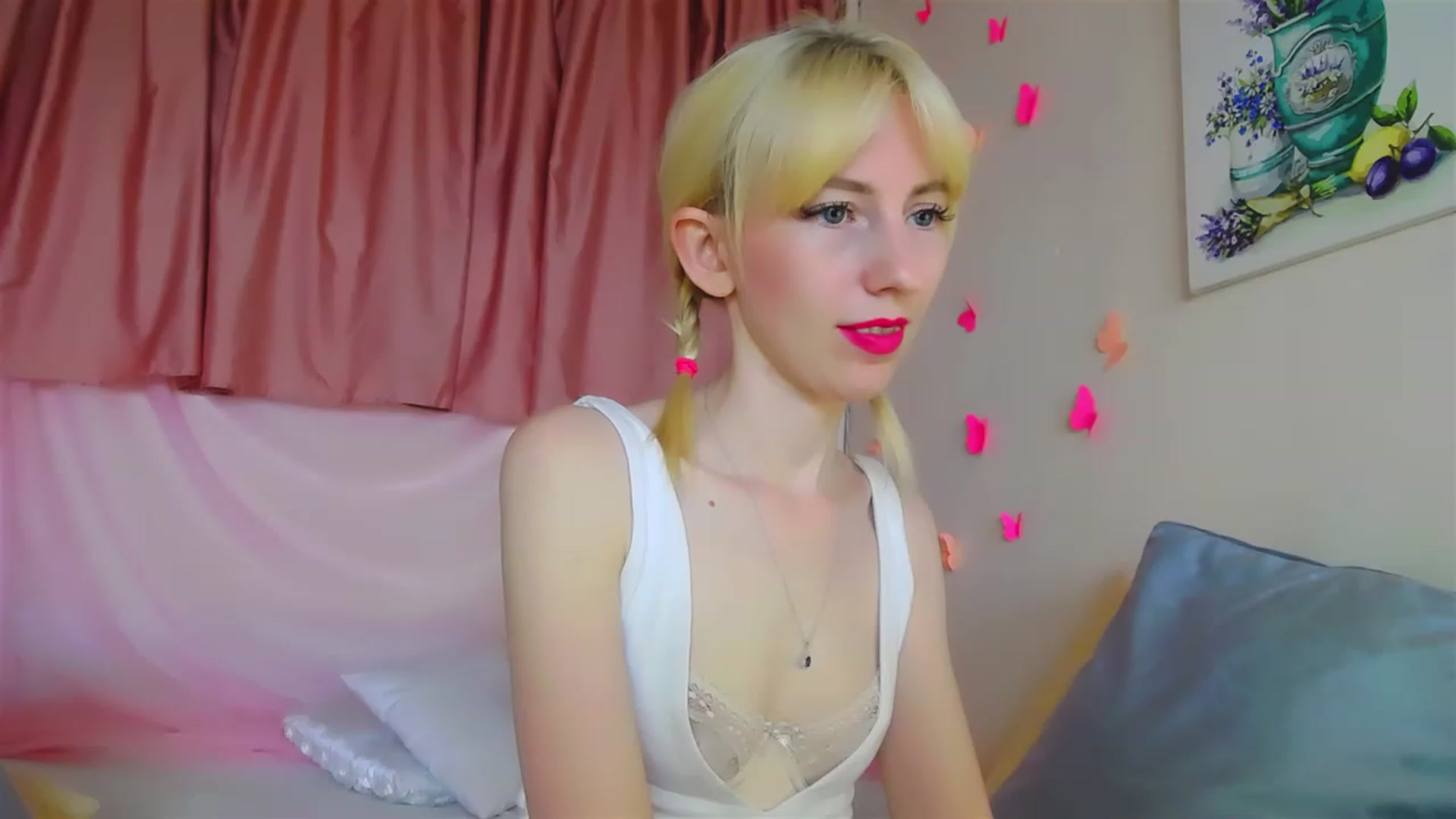 Gallery image thumbnail from PetitePrincez's myfreecams stream on, 06/24/2023, 13:35 image 12 of 20