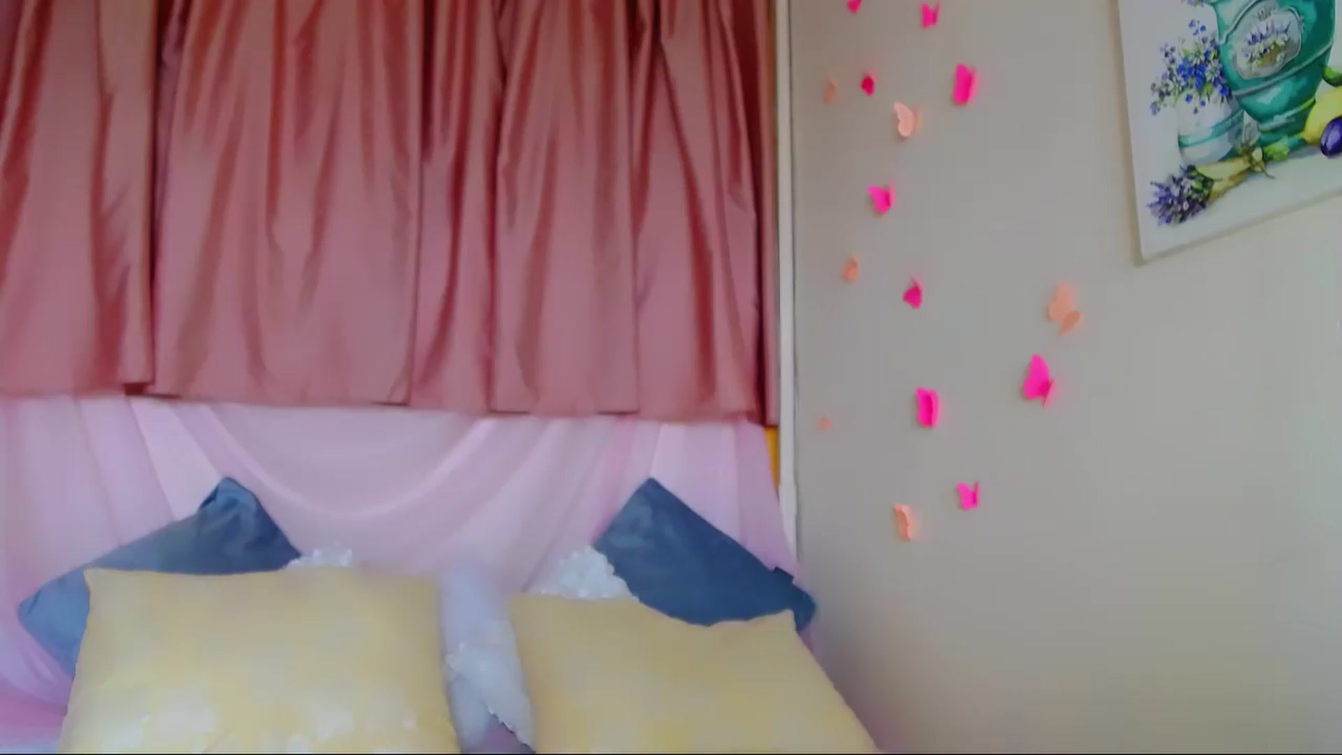 Gallery image thumbnail from PetitePrincez's myfreecams stream on, 07/01/2023, 14:42 image 6 of 20