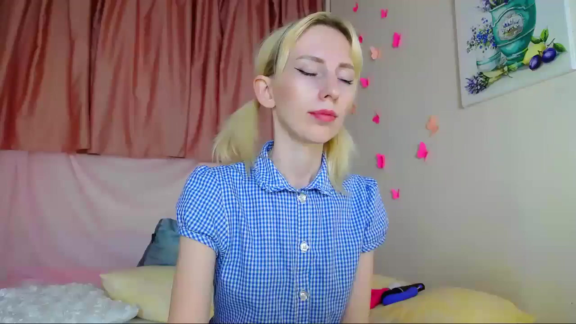Gallery image thumbnail from PetitePrincez's myfreecams stream on, 07/09/2023, 16:21 image 5 of 20