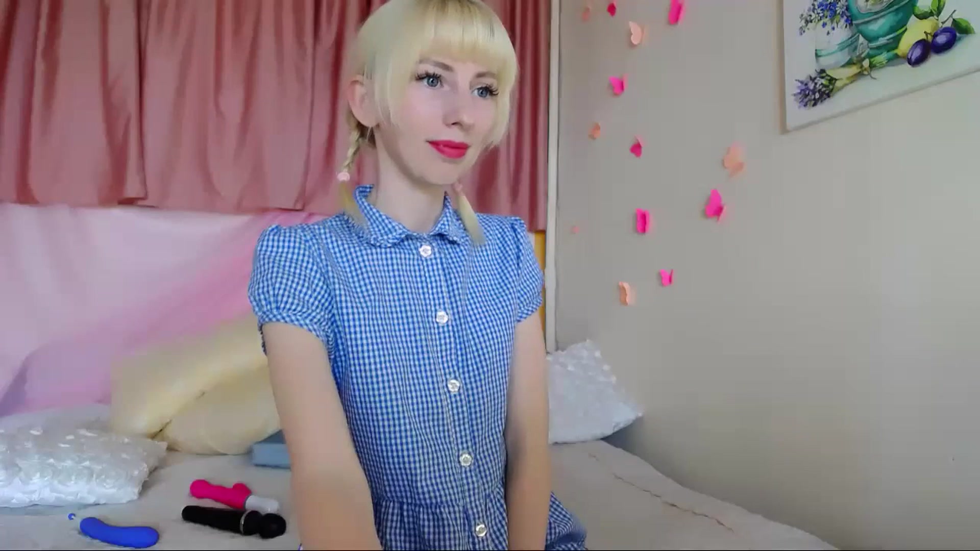 Gallery image thumbnail from PetitePrincez's myfreecams stream on, 07/15/2023, 13:39 image 15 of 20