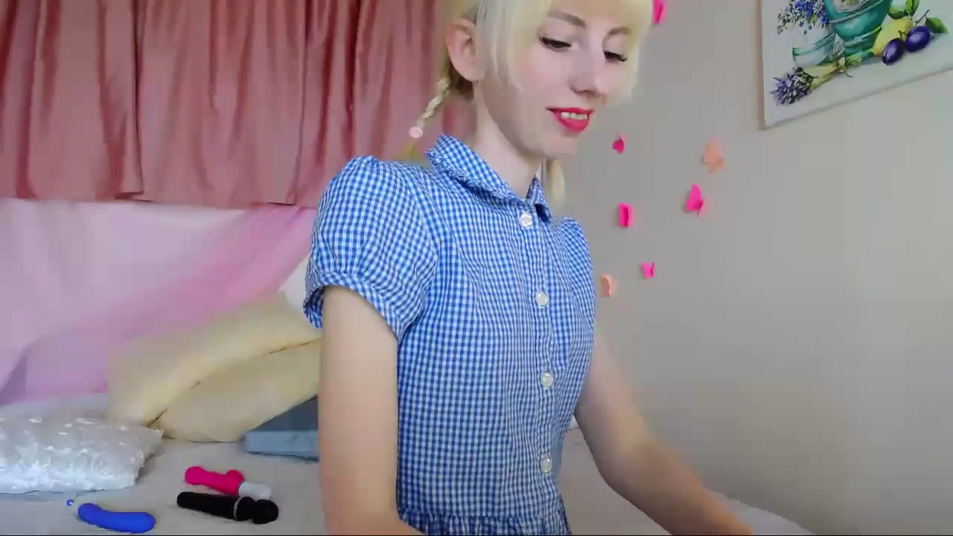 Gallery image thumbnail from PetitePrincez's myfreecams stream on, 07/15/2023, 13:39 image 13 of 20