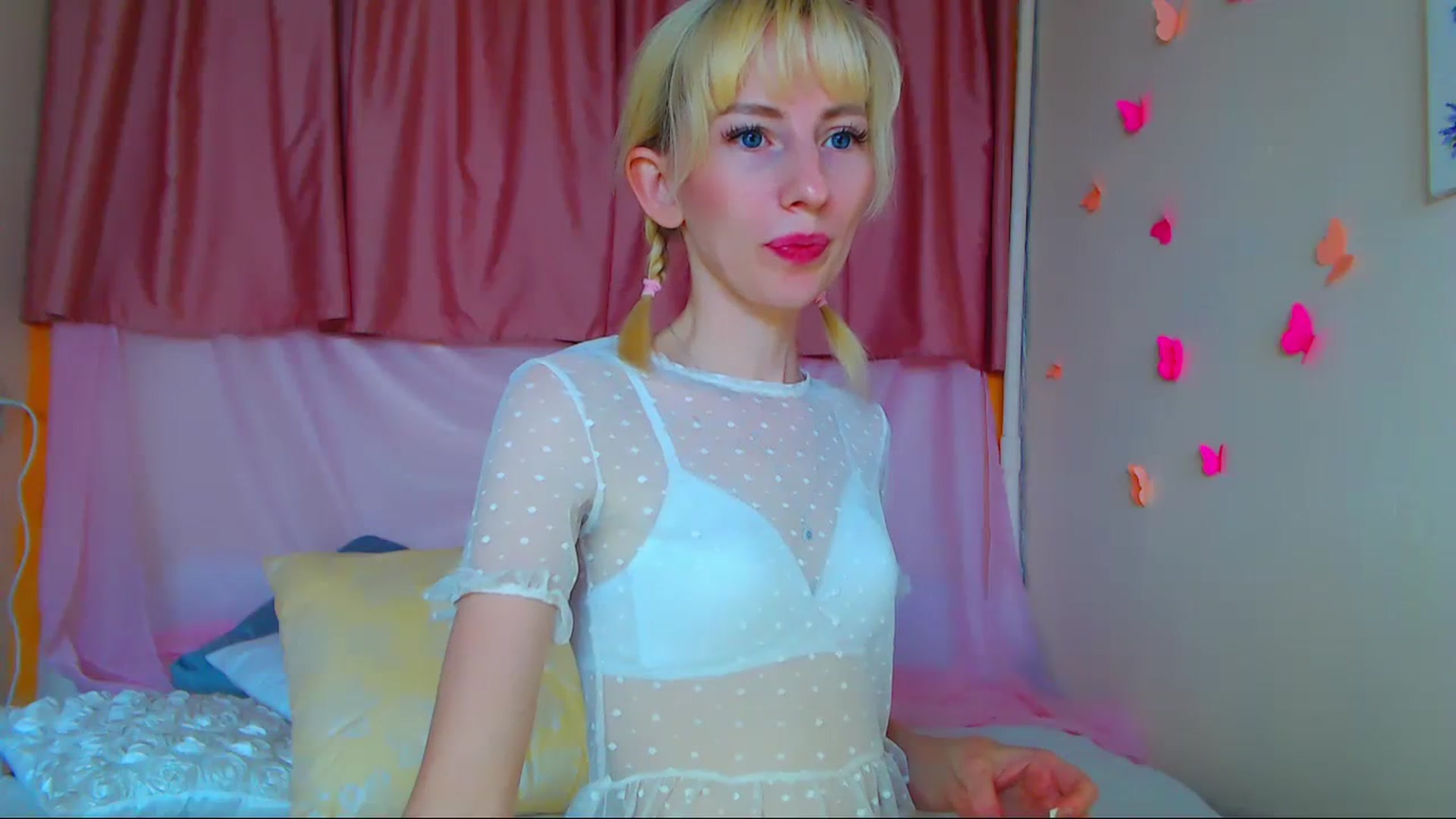 Gallery image thumbnail from PetitePrincez's myfreecams stream on, 07/23/2023, 13:50 image 12 of 20