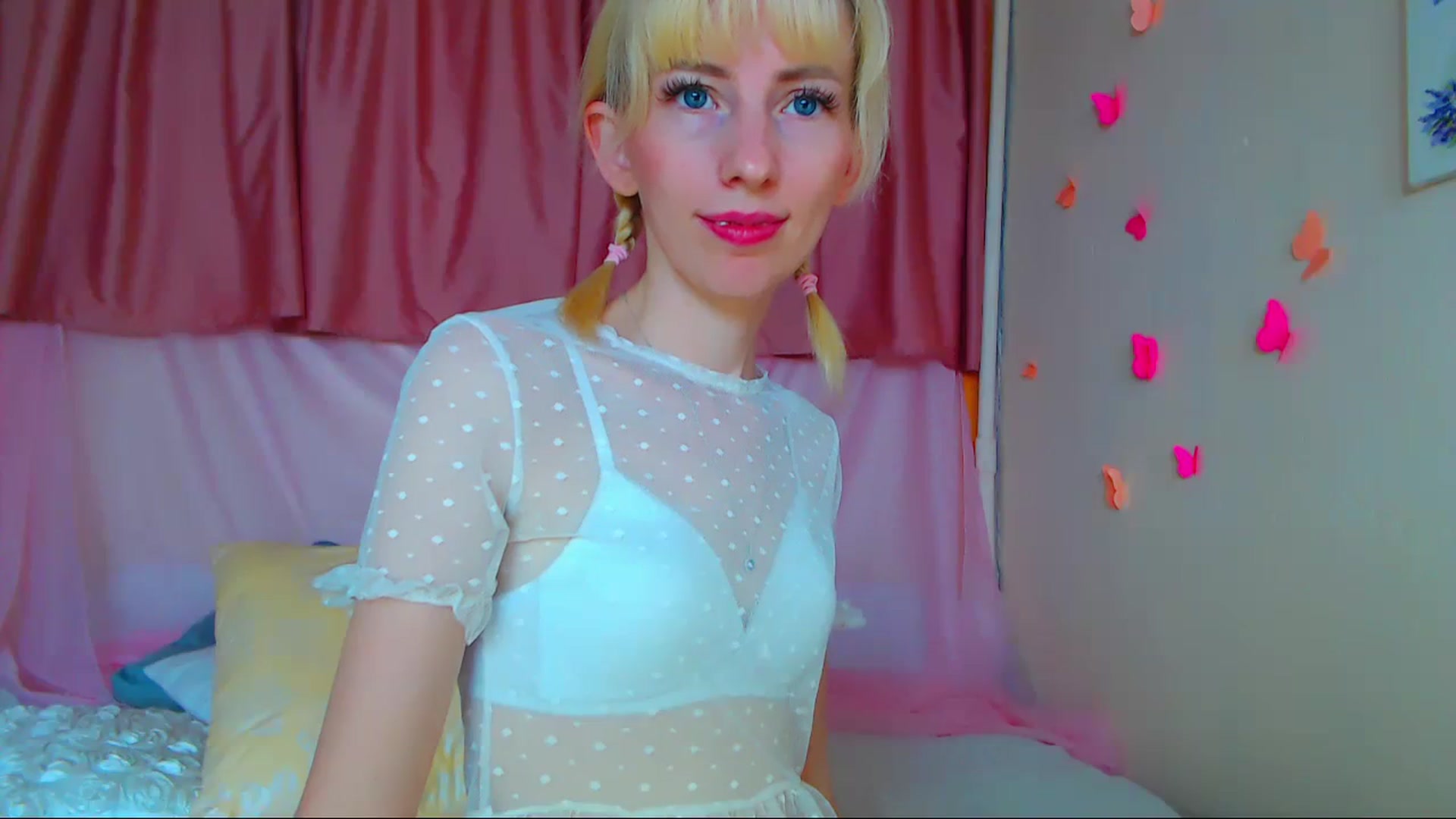 Gallery image thumbnail from PetitePrincez's myfreecams stream on, 07/23/2023, 13:50 image 6 of 20
