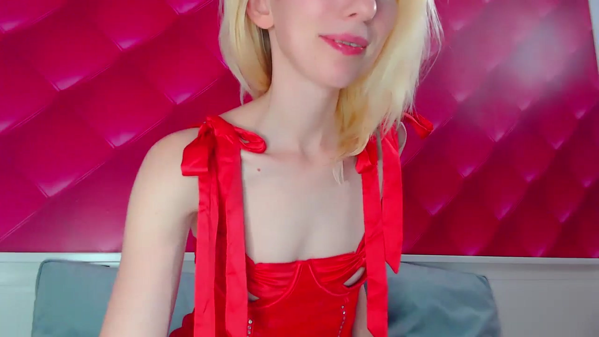 Gallery image thumbnail from PetitePrincez's myfreecams stream on, 10/09/2023, 19:24 image 5 of 20