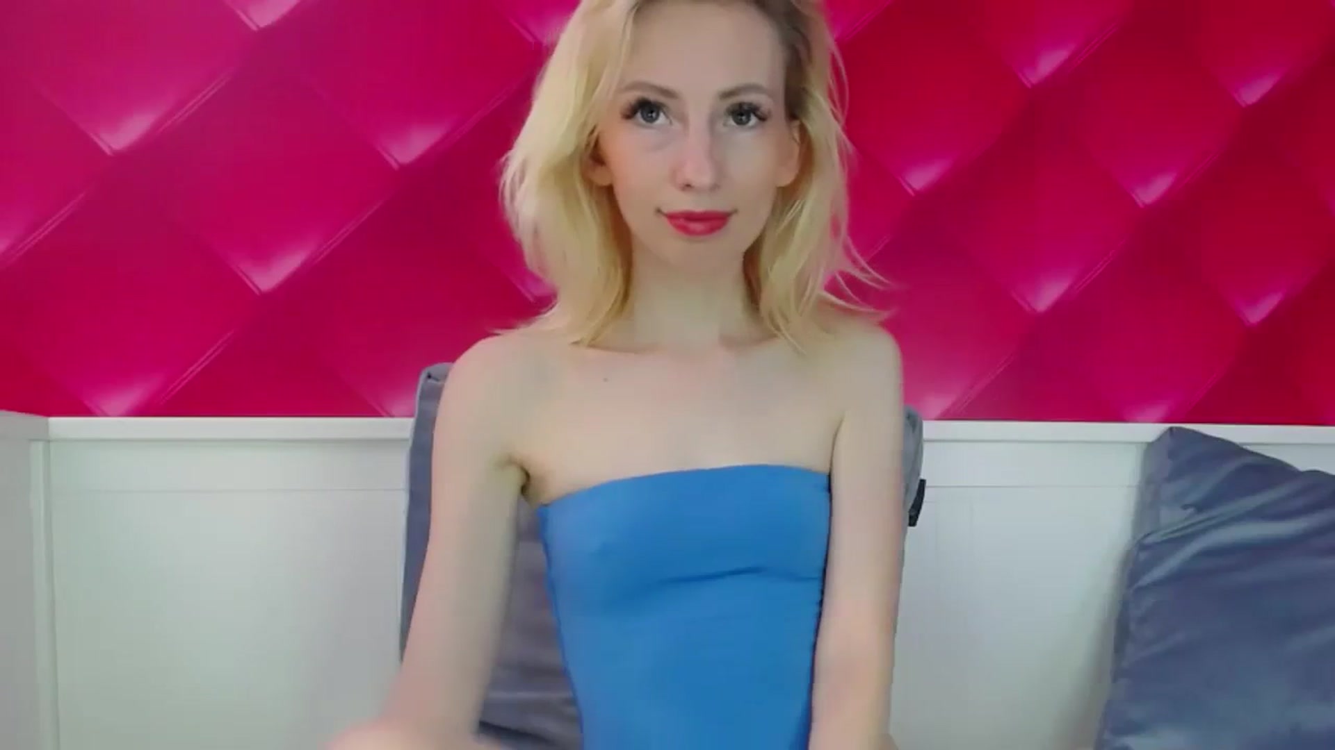 Gallery image thumbnail from PetitePrincez's myfreecams stream on, 10/15/2023, 13:16 image 19 of 20