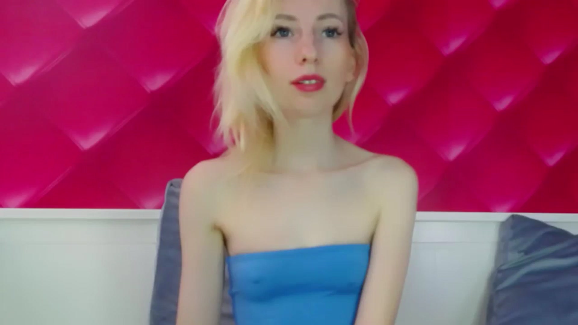 Gallery image thumbnail from PetitePrincez's myfreecams stream on, 10/15/2023, 13:16 image 16 of 20