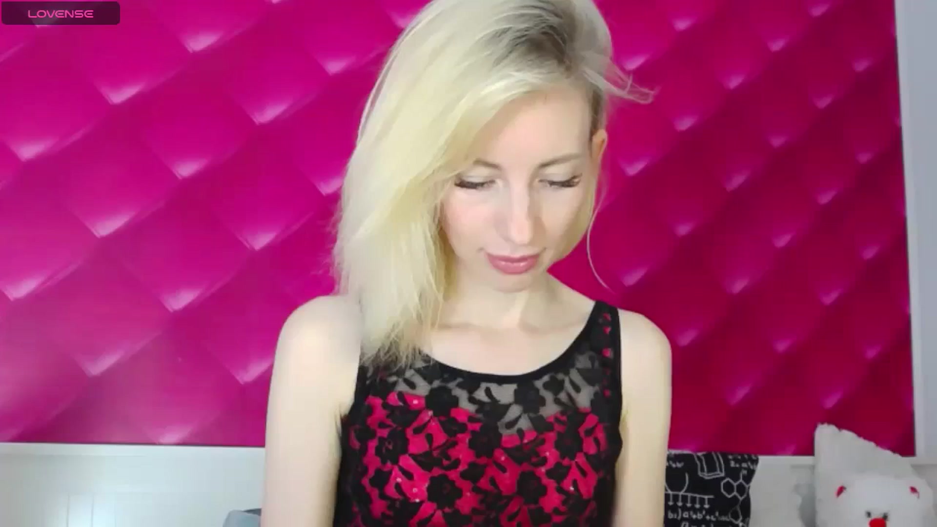 Gallery image thumbnail from PetitePrincez's myfreecams stream on, 11/12/2023, 14:47 image 20 of 20