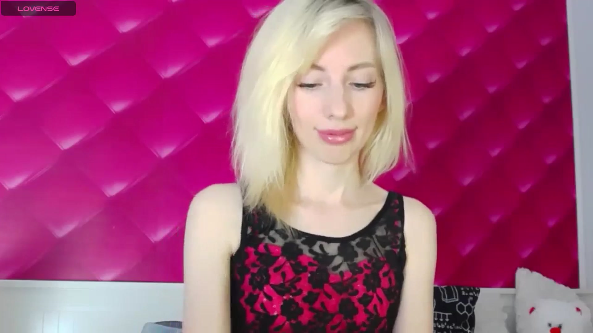Gallery image thumbnail from PetitePrincez's myfreecams stream on, 11/12/2023, 14:47 image 18 of 20