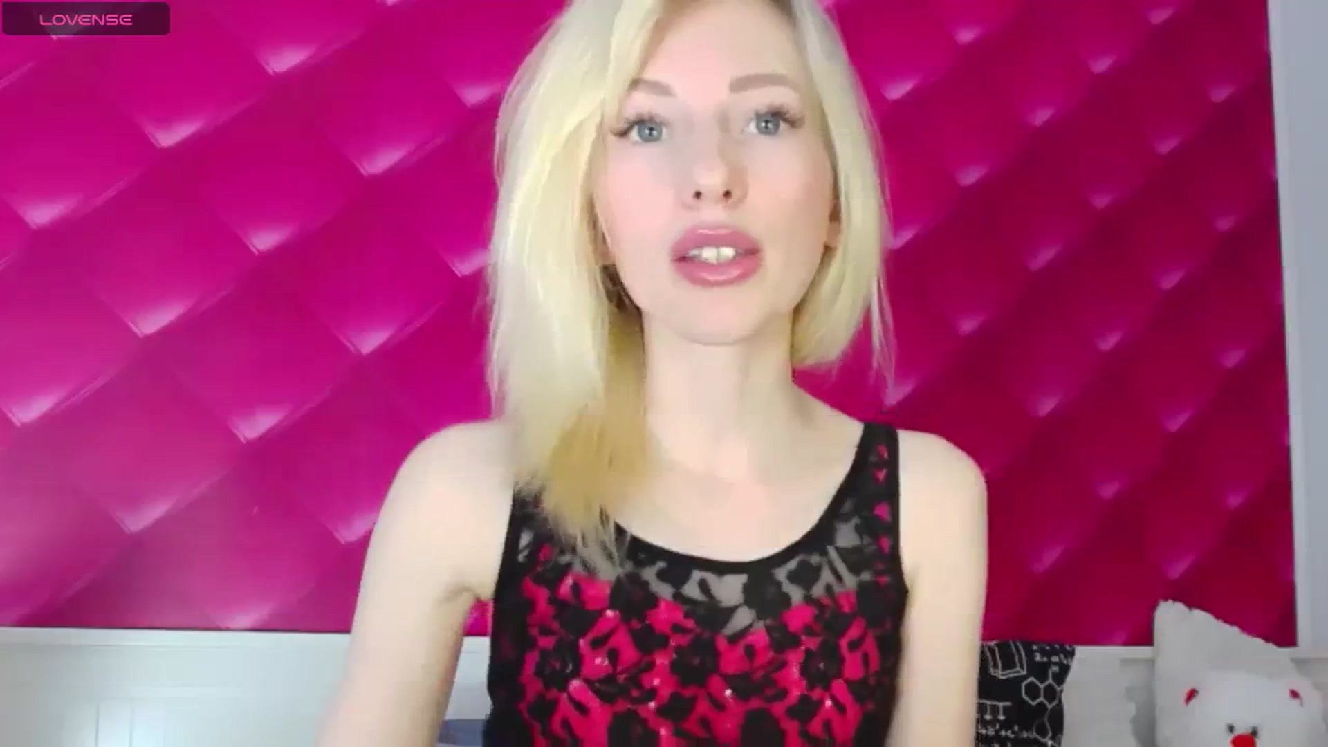 Gallery image thumbnail from PetitePrincez's myfreecams stream on, 11/12/2023, 14:47 image 15 of 20